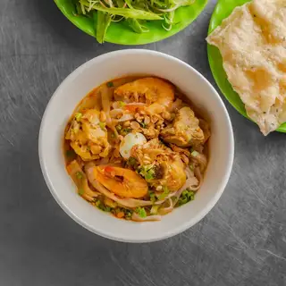 Mì quảng đầy đủ - 55.000 ₫ tại Bún Riêu Nguyệt Cát - Lê Lợi