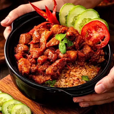 Cơm Thố Bụi - Nguyễn Sơn Hà - Cơm/Cơm tấm gần bạn