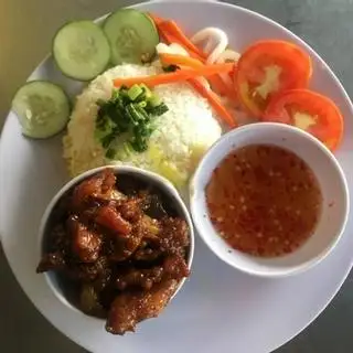 Hình ảnh Cơm ba rọi xào mắm ruốc