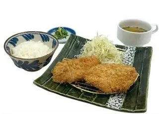 Set cơm thịt gà chiên xù-チキンかつ定食 - 176.000 ₫ tại Ringer Hut - Mì Nagasaki Champon - Song Hành