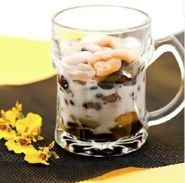 Chè đậu thập cẩm - 28.000 ₫ tại Quán Chè Quỳnh Anh