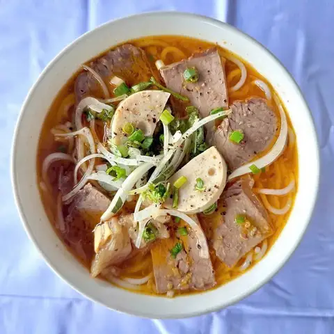 Bún Bò Huế O Huyền - Hoàng Sa - Bún/Phở/Mỳ/Cháo gần bạn