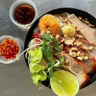 Hình ảnh Mì Quảng thịt xíu