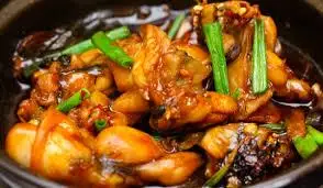 Mì khô trộn sate - 2 con ếch sốt Singapore - 110.000 ₫ tại Cháo Ếch Singapore D2 - Ung Văn Khiêm