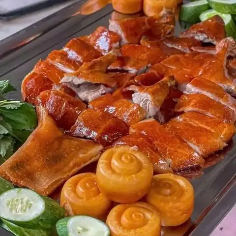 Hình ảnh Vịt Quay Da Giòn Nhất Lộc Phát - Tân Hoà Đông