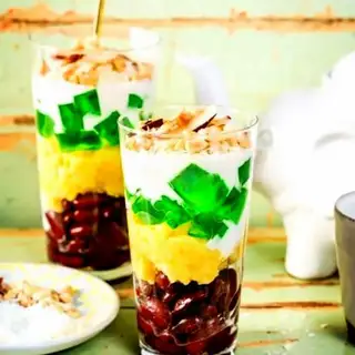 Chè ba màu - 32.000 ₫ tại Bột Chiên - Chè Ngon 3 Màu Đức Hoa - Ngô Gia Tự