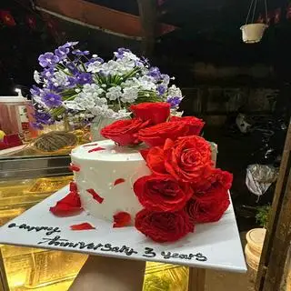 Hình ảnh Bánh kem bánh sinh nhật 20/10 mẫu 4