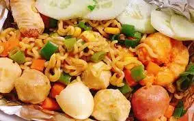 Hình ảnh Mì trộn thập cẩm