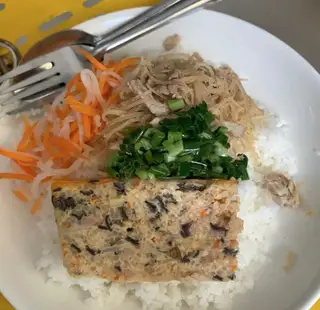 Hình ảnh Cơm bì chả