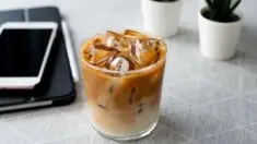 Cà phê sữa đá - 27.000 ₫ tại T.H.L - Trà & Cà Phê - Cao Thắng 