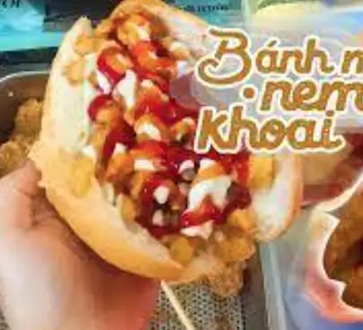 Hình ảnh Bánh mì nem khoai - 1 Coca