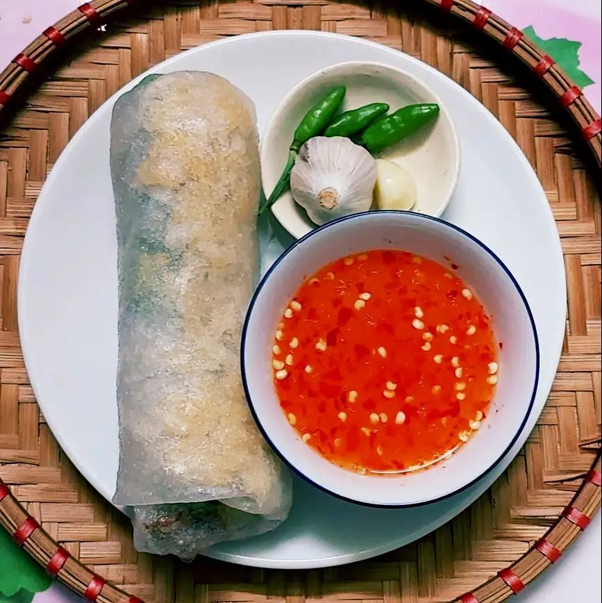 Bánh cuốn Tây Sơn - nước mắm - 30.000 ₫ tại Cô Xuân - Bánh Cuốn Tây Sơn, Bánh Mì Bình Định & Bún Thịt Nướng - Âu Dương Lân