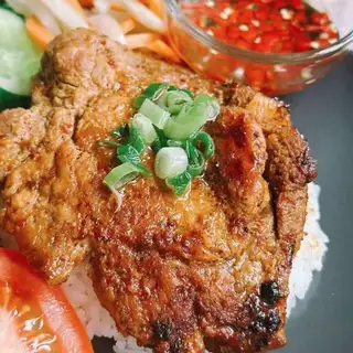 Cơm sườn - 39.000 ₫ tại Cơm Tấm Đêm - Nguyễn Xí