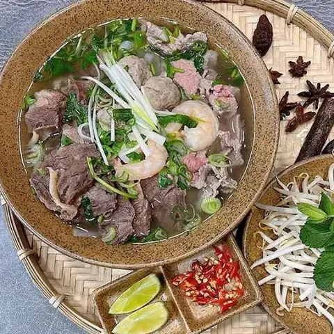 Hình ảnh PHỞ QUÊ HƯƠNG - Đường Số 2B