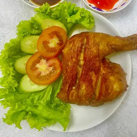 Cơm Gà Hồng Phát - Phạm Thế Hiển - Cơm/Cơm tấm gần bạn