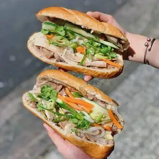 Hình ảnh Bánh mỳ truyền thống