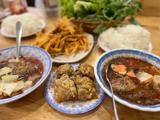Hình ảnh Bún nem rán