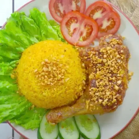 Hình ảnh Cơm Gà Mắm Tỏi - Cây Bàng - Đinh Đức Thiện