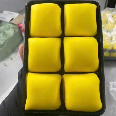 Hình ảnh Bánh Crepe Sầu Riêng Tươi Trần Hồng - Chung Cư Bộ Tư Lệnh Thủ Đô