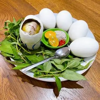 Vịt lộn luộc - 2 quả - 25.000 ₫ tại Siêu Thị Ăn Vặt 10 Điểm - Gà Ủ Muối, Xiên Que & Mỳ Trộn - Huỳnh Tấn Phát