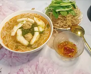 Hình ảnh Bún Thái mực