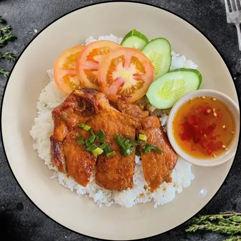 Cơm Tấm Bà Tám - Xóm Chiếu - Cơm/Cơm tấm gần bạn
