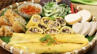 Bánh cuốn trứng gà ta - 50.000 ₫ tại Bánh Cuốn Quế Trân - Nguyễn Văn Nghi