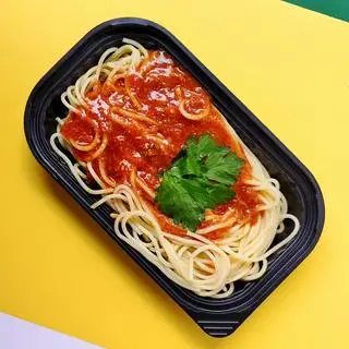 Mì ý sốt bò bằm - 47.000 ₫ tại Benno Bento - Mỳ Ý & Cơm Bò Hầm - Phan Văn Hân 