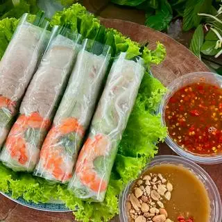 Cuốn mix 3 loại - 12.000 ₫ tại Gỏi Cuốn Chị Út - Phạm Hùng
