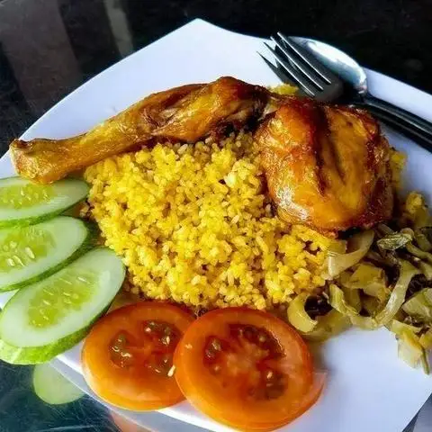 Cơm Gà Xối Mỡ Huỳnh Ký - Vạn Kiếp - Cơm/Cơm tấm gần bạn