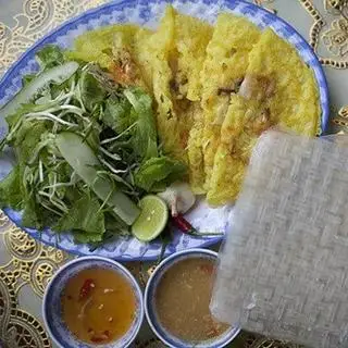 Bánh xèo miền Trung đặc biệt - 120.000 ₫ tại NHÂN - Bánh Xèo Rau Rừng & Bánh Khọt - Dương Thị Mười