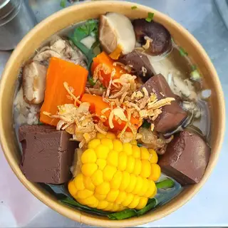 Hình ảnh Bánh canh gà xé
