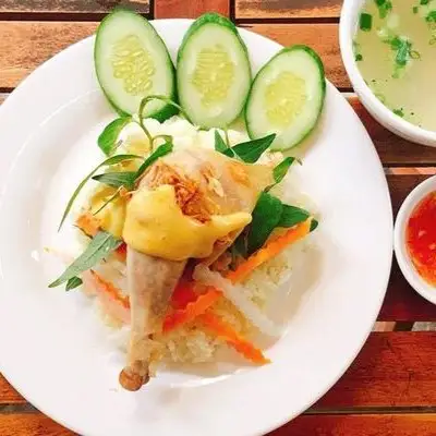 2 Chị Em - Cơm Gà Nha Trang - Hoa Sứ - Cơm/Cơm tấm gần bạn