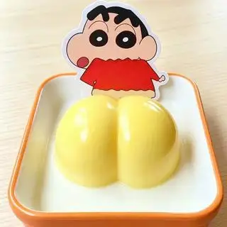 Hình ảnh Bánh flan hoạt hình / 蜡笔小新布丁