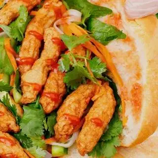 Bánh Mì Má Hải - Nguyễn Thị Thập - Bánh Mì/Xôi gần bạn