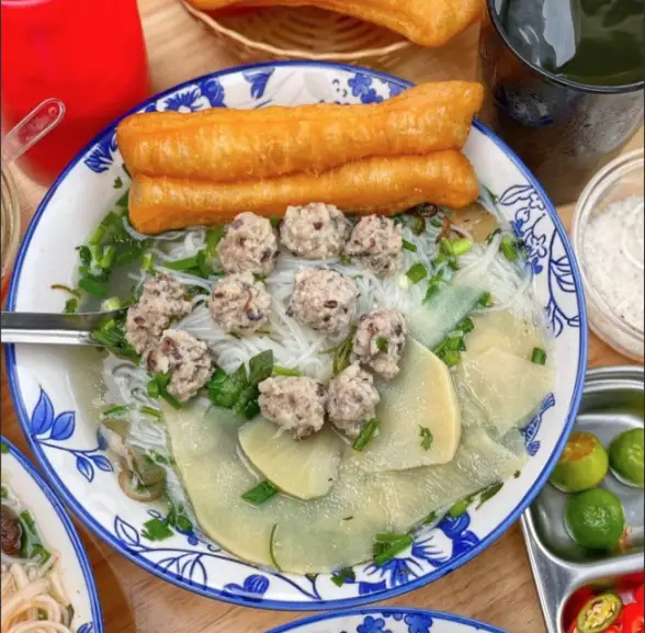 Hình ảnh Bún mọc măng