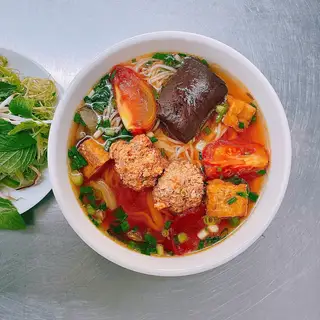 Canh bún riêu - 33.000 ₫ tại Bún Riêu Nguyệt Cát - Lê Lợi