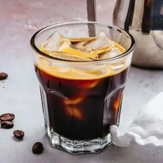 Americano - 35.000 ₫ tại Tiệm Cà Phê Nhà Mình - Chung Cư Phạm Viết Chánh
