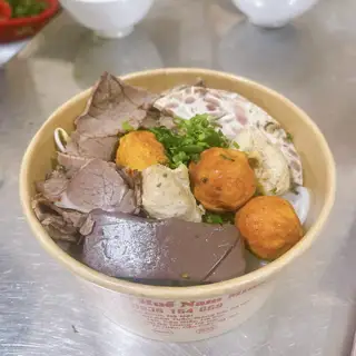 Hình ảnh Bún Bò Huế không móng thay tiết