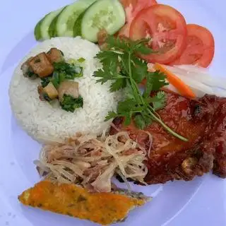 Cơm tấm sườn - bì - chả - 67.000 ₫ tại Cơm Tấm Dì 9 - Cơm Gà Xối Mỡ & Cơm Trưa - Nguyễn Hữu Hào