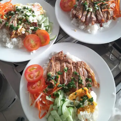 Cơm Văn Phòng, Cơm Tấm & Ăn Vặt Tâm Trí - Trường Chinh - Cơm/Cơm tấm gần bạn