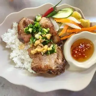 Cơm sườn miếng - 60.000 ₫ tại Cơm Tấm Thương - Nguyễn Thị Tần