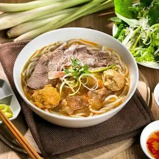 Bún tái gân - 65.000 ₫ tại Bún Bò Huế O Xíu - Trần Quốc Tuấn