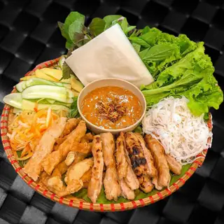 Nem lụi phần - 85.000 ₫ tại Nem Nướng Nha Trang Dương 79 - Cao Lỗ