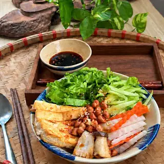 Hình ảnh Bún Nước Tương Thập Cẩm Vegan Meal 01