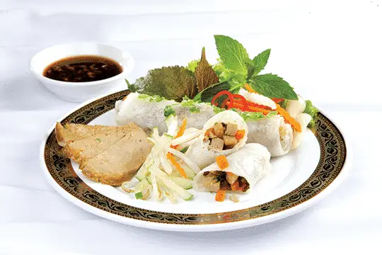 Hình ảnh BÁNH CUỐN CHAY+CHẢ QUẾ