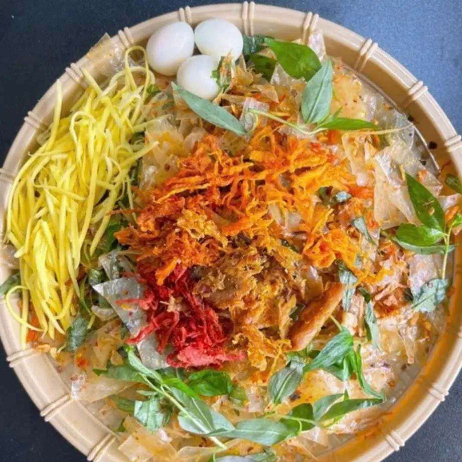 Hình ảnh Bánh tráng trộn full topping