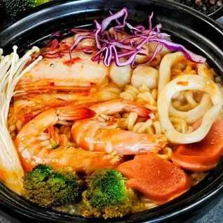 Hình ảnh Mì cay hải sản