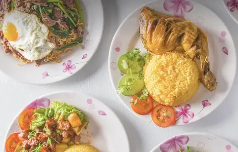 Cherry 878 - Cơm Chiên & Bột Chiên - Cách Mạng Tháng Tám - Bún/Phở/Mỳ/Cháo gần bạn