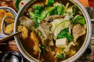 Lẩu bò thập cẩm khổng lồ - 650.000 ₫ tại Đất Tổ 19 - Lẩu Bò Mang Về - Nguyễn Văn Công